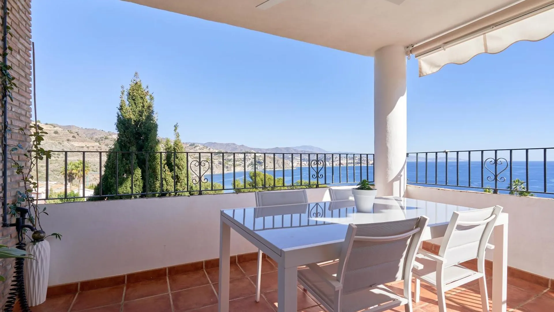 Apartment Vista Marina Del Este La Herradura