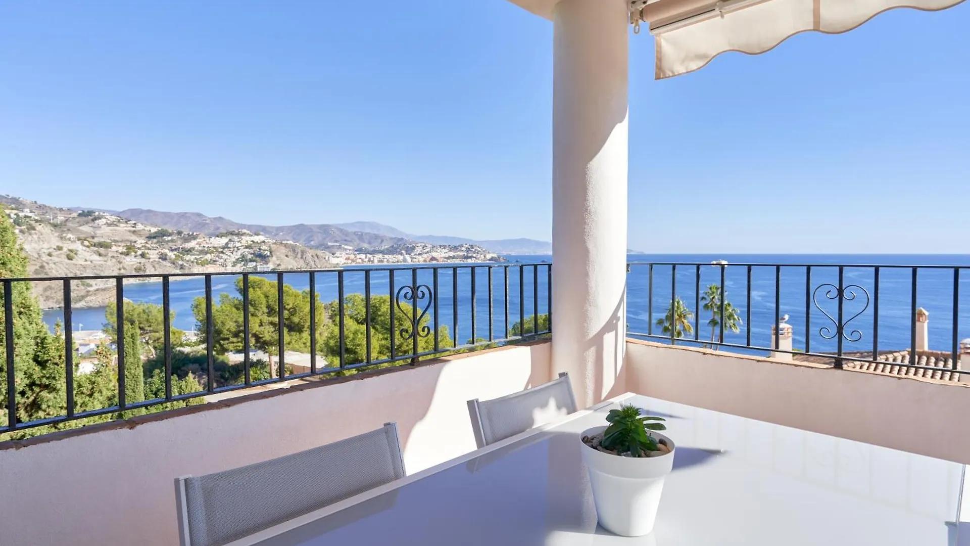 Vista Marina Del Este La Herradura  Apartment
